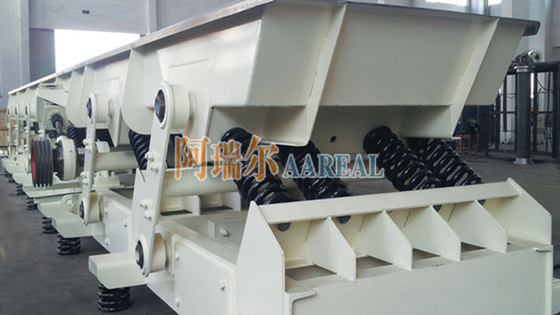 Conveyor Vibrator Berimbang Resonansi Dua Massa Jarak Panjang untuk Pengangkutan Garam