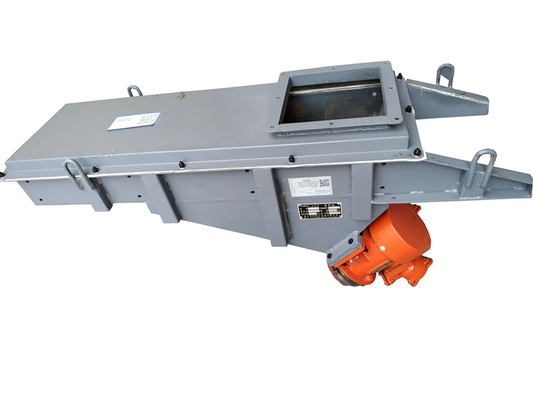 High Efficiency Suspension Installation Motor Vibrating Feeder Machine Struktur kompak sederhana