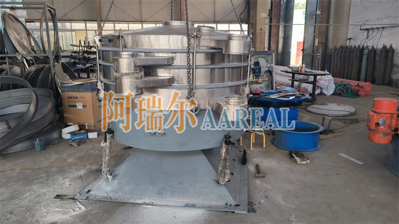 Mesin Penyaringan Tumbler Multideck 1500mm Baja Karbon untuk Klasifikasi Pasir Silika Keakuratan Penyaringan Tinggi Kapasitas Besar