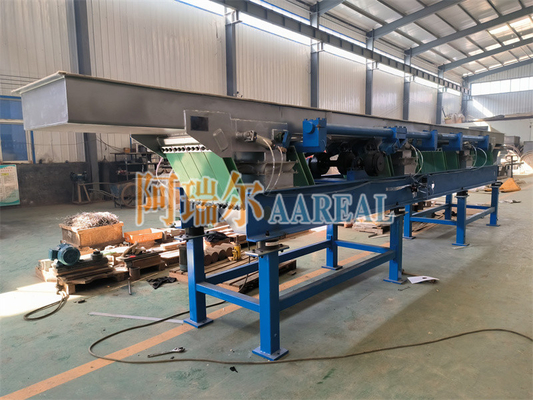 Jarak panjang 600mm lebar stainless steel 304 Leaf Spring eksentrik Seimbang Vibratory Conveyor untuk 25 ton per jam Conveying garam