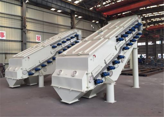 High Efficiency Wire Cloth Vibrating Screener untuk industri pupuk senyawa