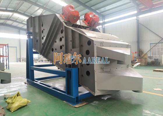 Kinerja Tinggi 1800*5000mm 4 Deck Mogensen Linear Rectangular Vibrating Screen Untuk Bahan Refractory