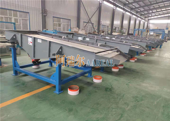 900*3000mm Single Deck Linier persegi panjang Vibrating Screen Untuk Penyaringan PVC Granules
