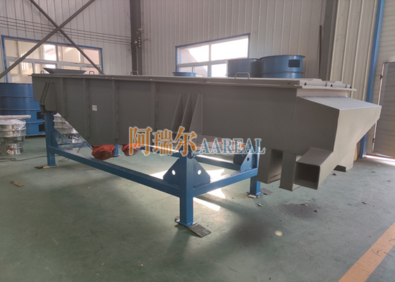 1000*3000mm Baja Karbon Multi Decks Linier Vibrating Screen Untuk Kalsium Karbonat