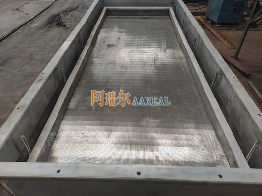 SUS Linier Motion Vibrating Screen Untuk Memisahkan Produk Kimia Penyaringan