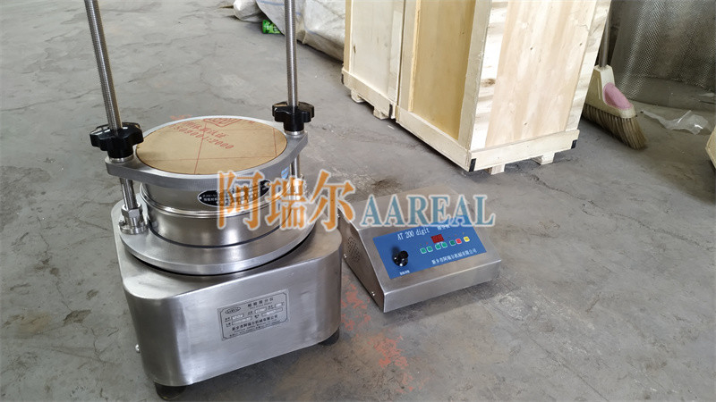 0~3mm Amplitude yang dapat disesuaikan 0~99 menit 200mm 8" Electromagnetic Vibratory Sieve Shaker Untuk Pemeriksaan Granularitas Laboratorium Gerak tiga dimensi