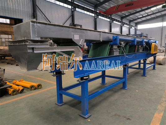 Sangat efisien hemat energi ringan untuk tugas menengah stainless steel 304 Leaf Spring eksentrik Seimbang Vibratory Conveyor Untuk Plastik Granules Conveying